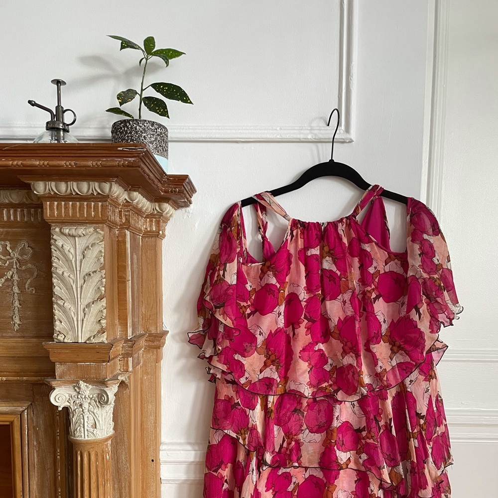 Pinko cold shoulder floral dress